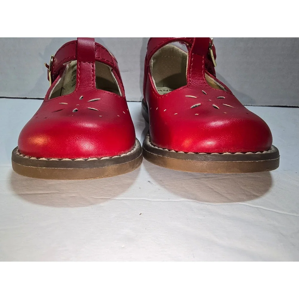 Footmates Sherry Red Leather T-Strap Mary Jane Shoes Kids Size 6 Medium 2522